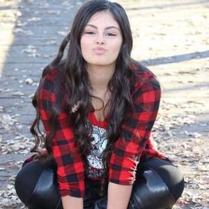 Meet your Posher, Destiny